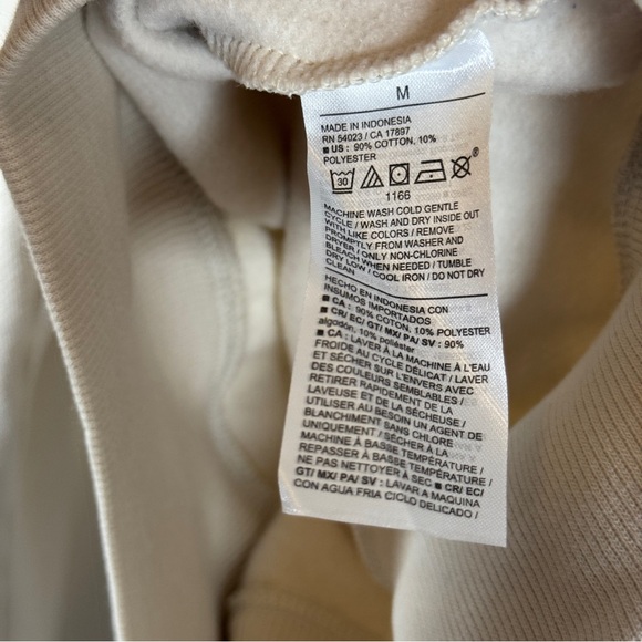 Old Navy Cream Vintage SoComfy Crewneck Sweatshirt - Picture 7 of 7